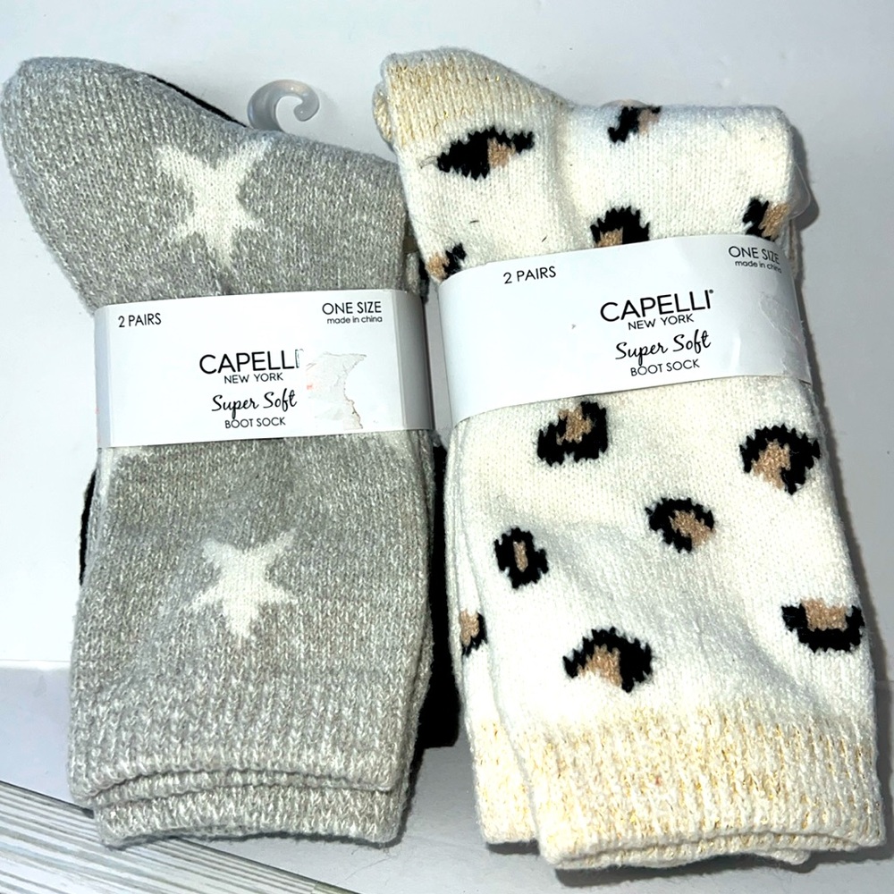 CAPELLI New York One Size 4 Pairs Gray / Black Super Soft Boot Socks / Tan/Beige